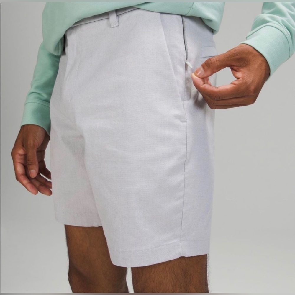 Lululemon Men’s “Commission” Short 7” Inseam (30) *OXFORD* *SOLD OUT AT LULU*